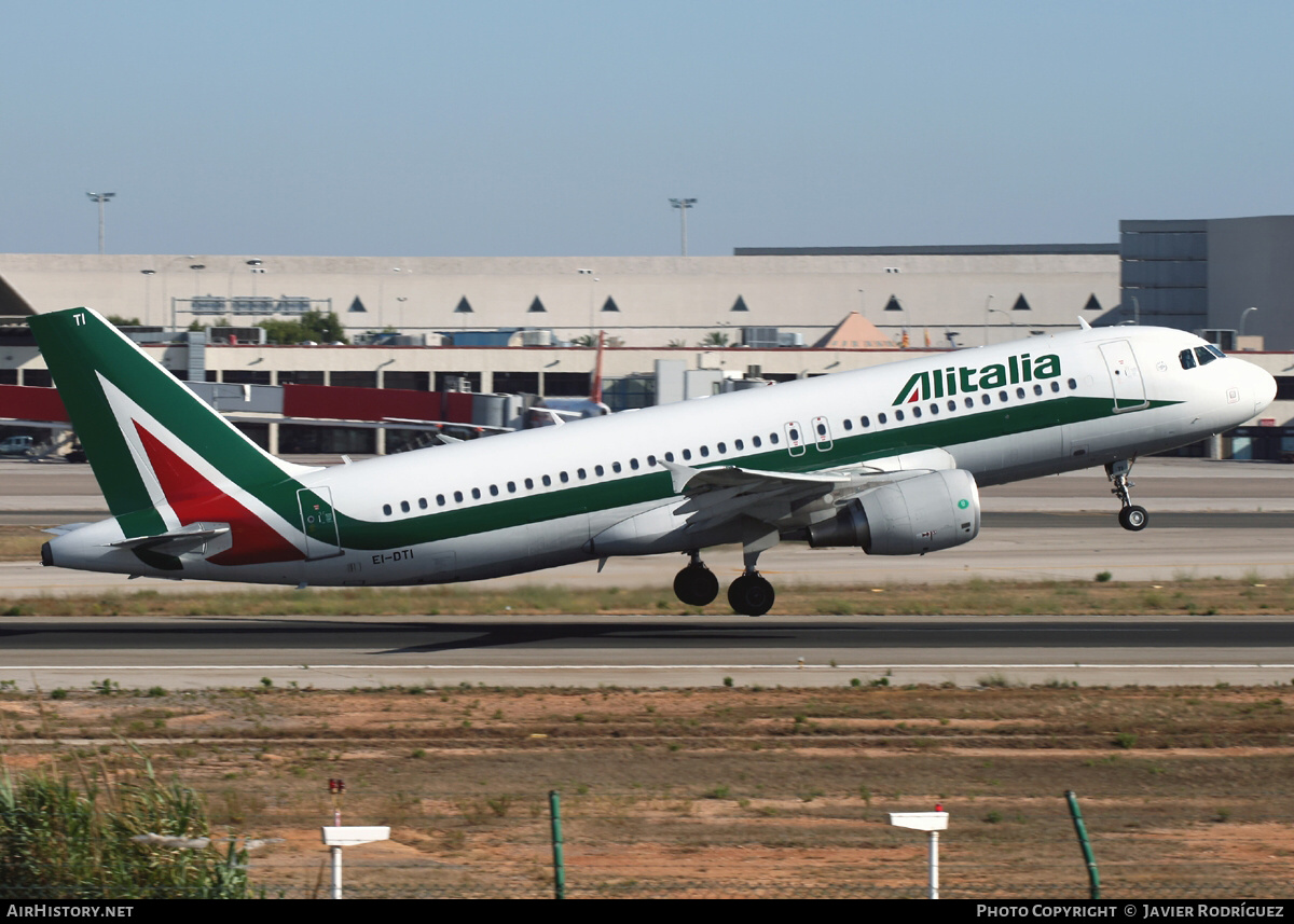 Aircraft Photo of EI-DTI | Airbus A320-216 | Alitalia | AirHistory.net #495153