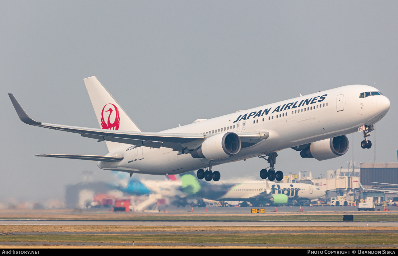 Aircraft Photo of JA608J | Boeing 767-346/ER | Japan Airlines - JAL | AirHistory.net #495265