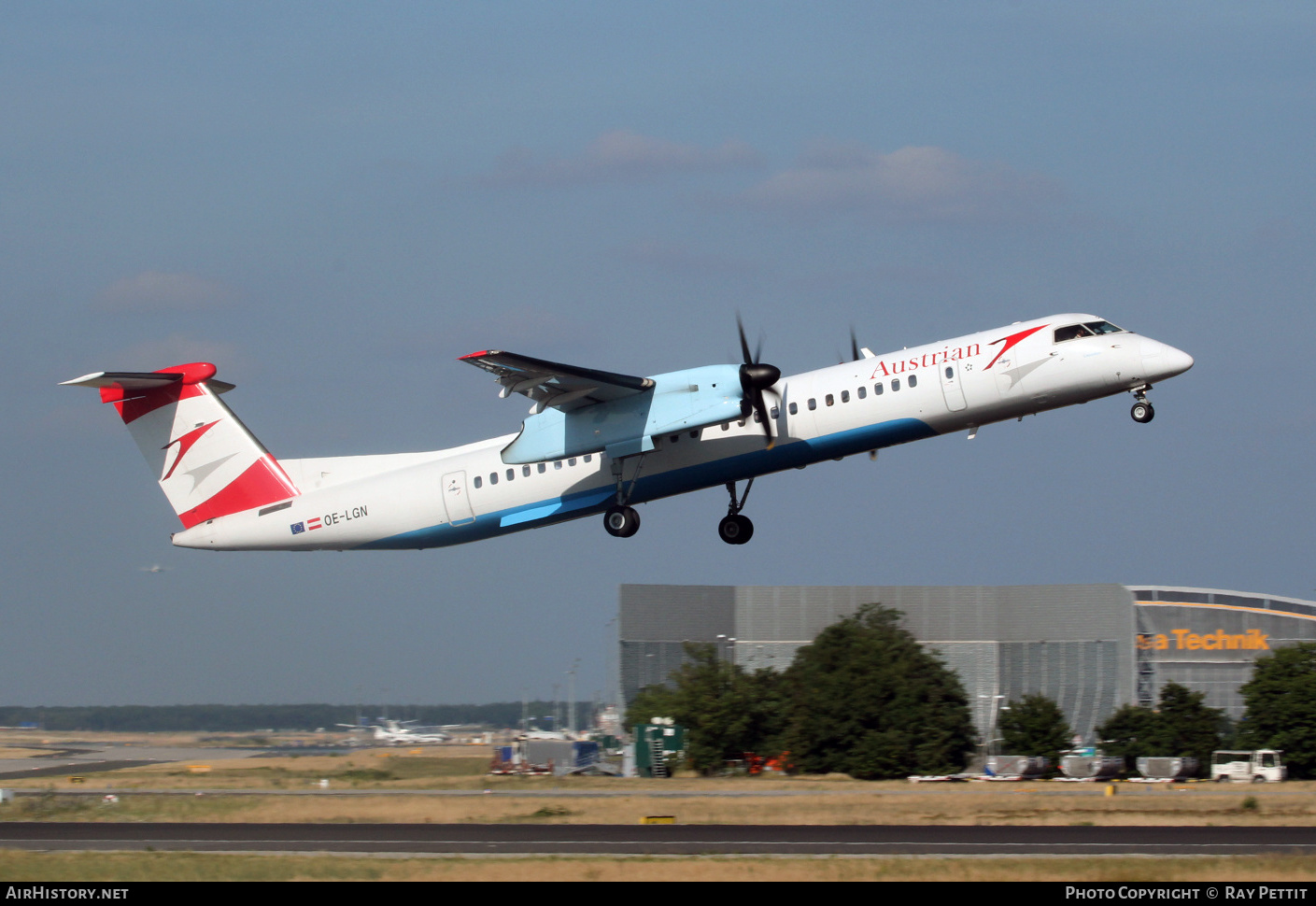 Aircraft Photo of OE-LGN | Bombardier DHC-8-402 Dash 8 | Austrian Airlines | AirHistory.net #495291