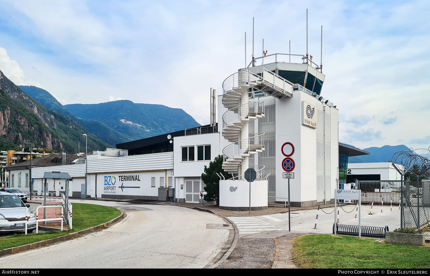 Airport photo of Bolzano - Dolomiti (LIPB / BZO) in Italy | AirHistory.net #495315