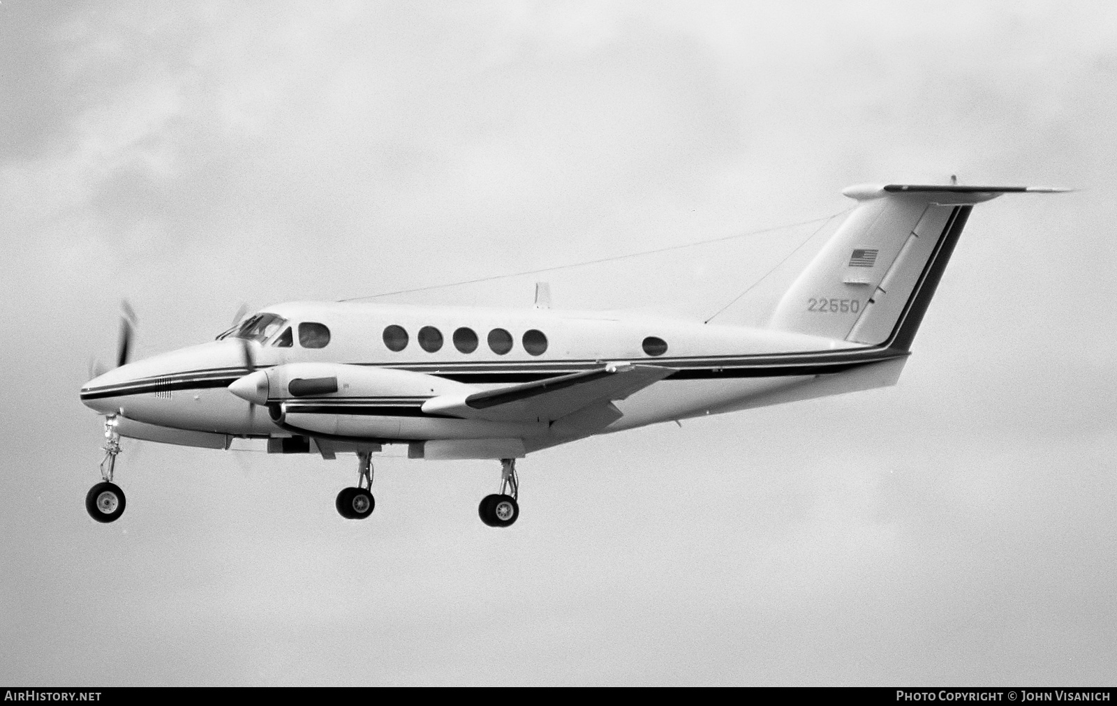 Aircraft Photo of 76-22550 / 22550 | Beech C-12C Huron | USA - Army | AirHistory.net #495390