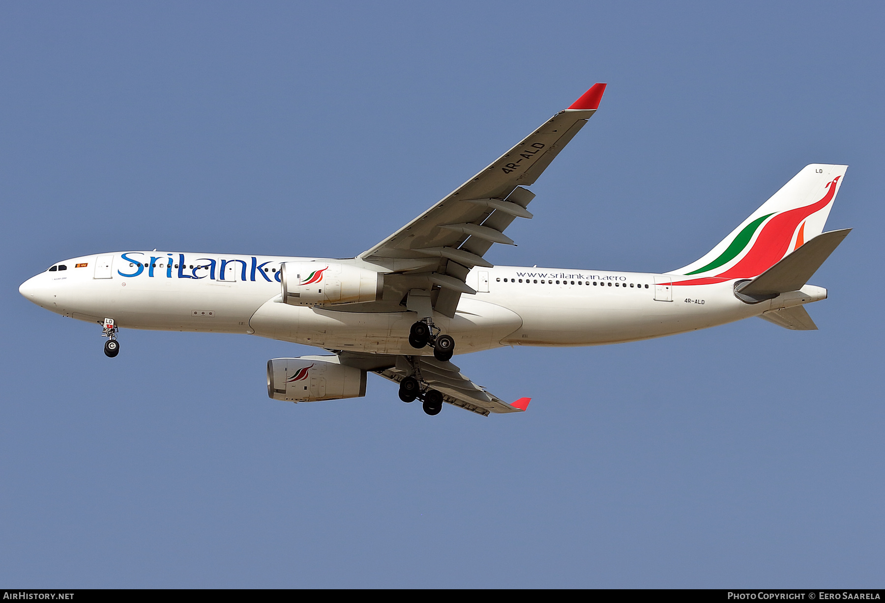 Aircraft Photo of 4R-ALD | Airbus A330-243 | SriLankan Airlines | AirHistory.net #495433