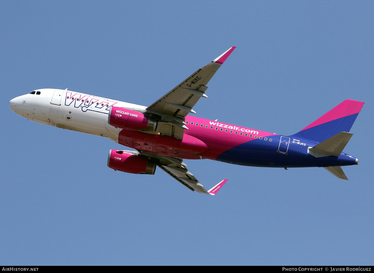 Aircraft Photo of G-WUKE | Airbus A320-232 | Wizz Air | AirHistory.net #495571