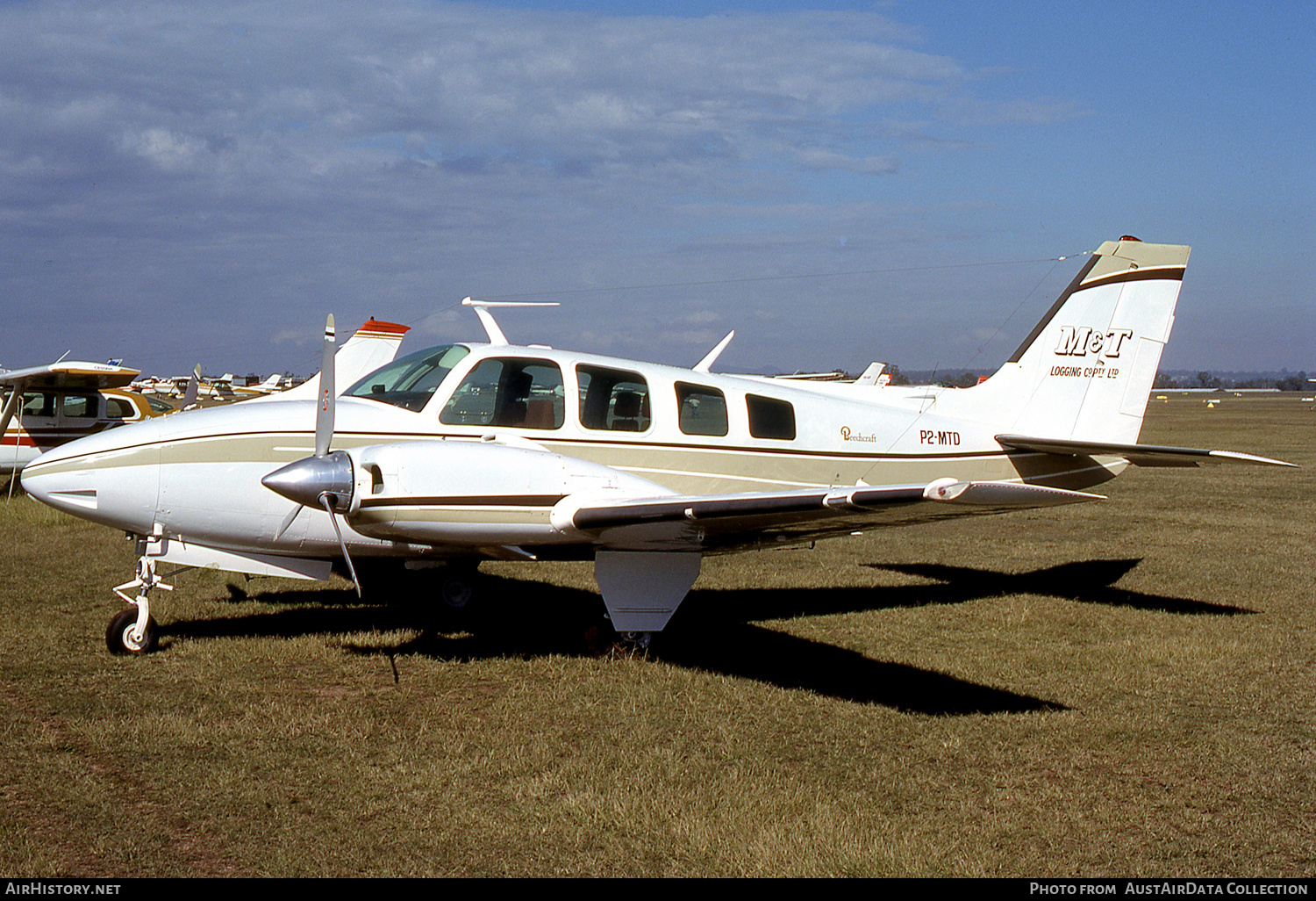 Aircraft Photo of P2-MTD | Beech 58 Baron | M & T Logging | AirHistory.net #495613