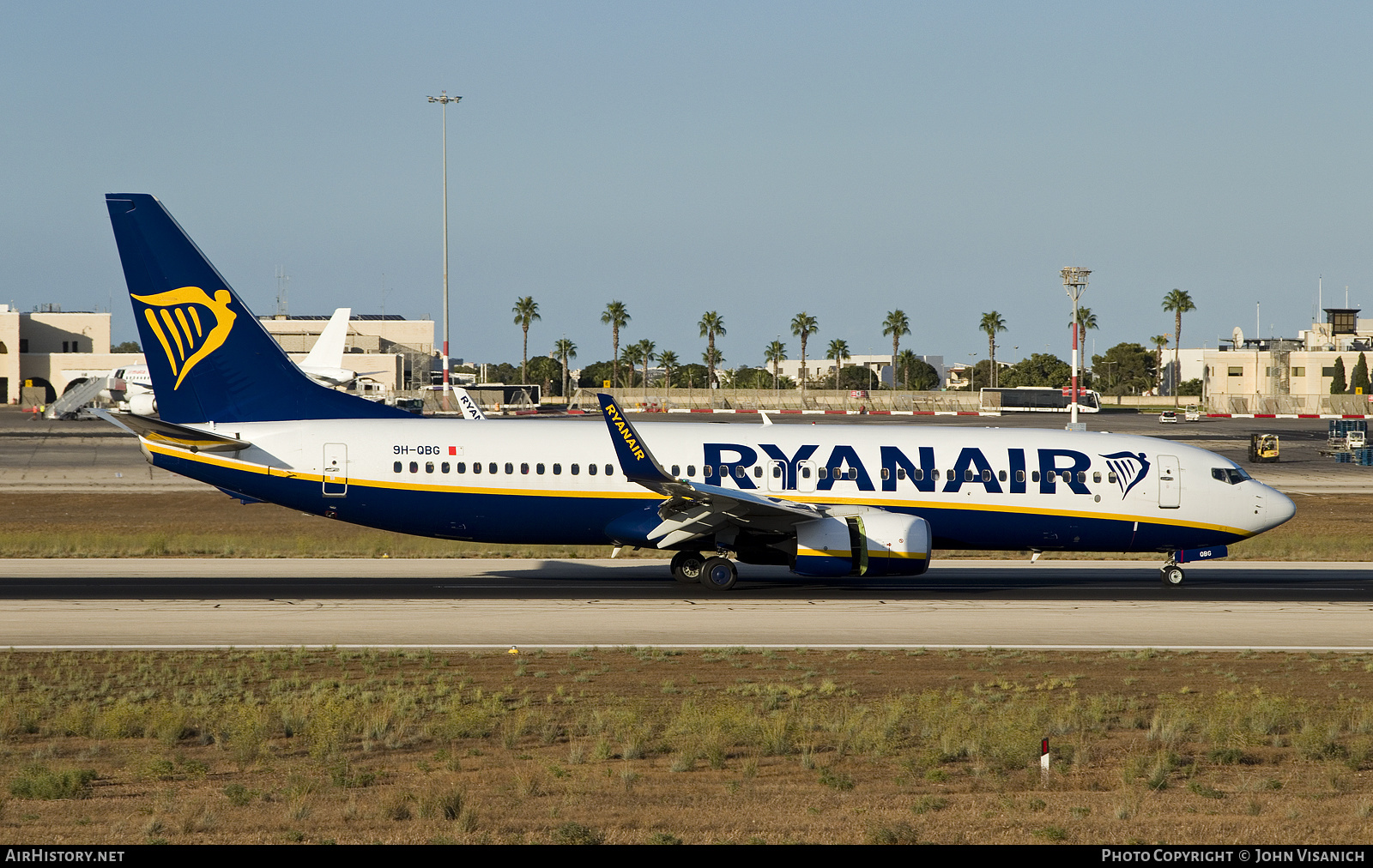 Aircraft Photo of 9H-QBG | Boeing 737-800 | Ryanair | AirHistory.net #495636