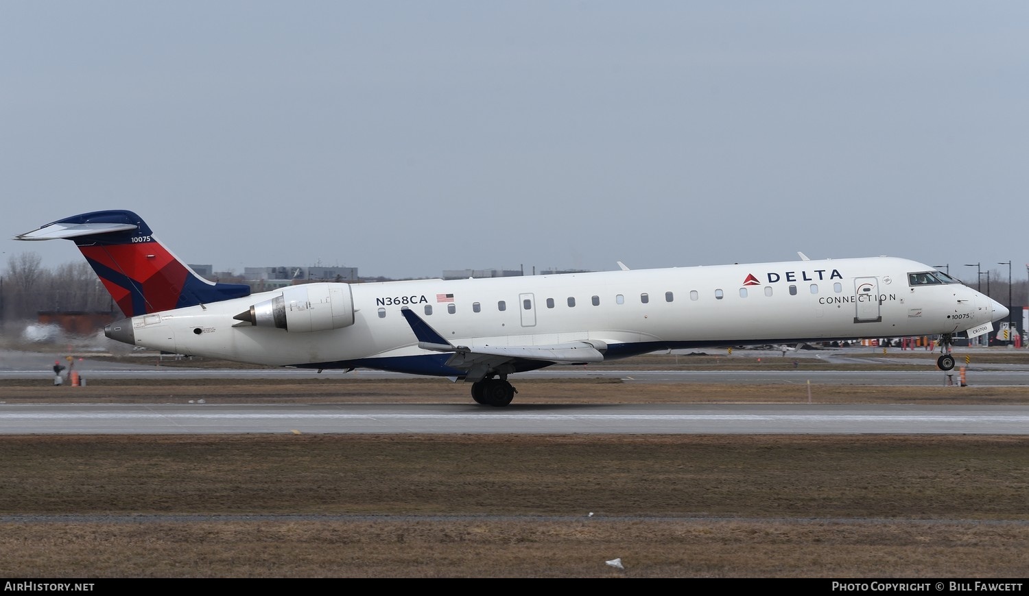 Aircraft Photo of N368CA | Bombardier CRJ-701ER (CL-600-2C10) | Delta Connection | AirHistory.net #495698