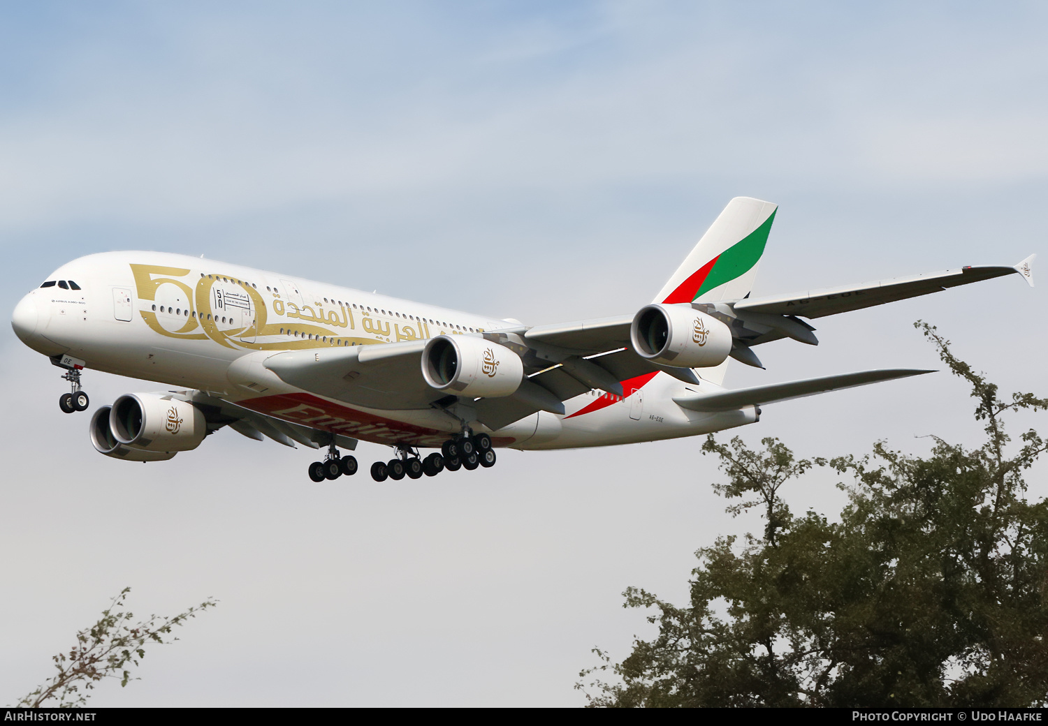 Aircraft Photo of A6-EOE | Airbus A380-861 | Emirates | AirHistory.net #495712