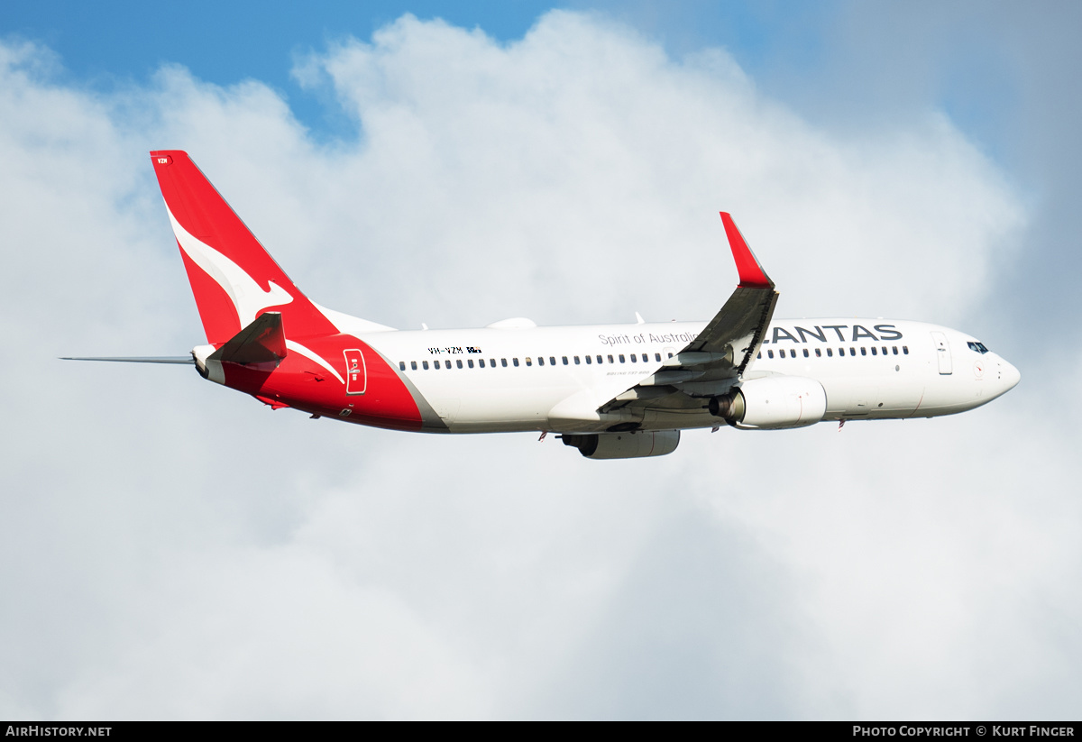 Aircraft Photo of VH-VZM | Boeing 737-838 | Qantas | AirHistory.net #495741