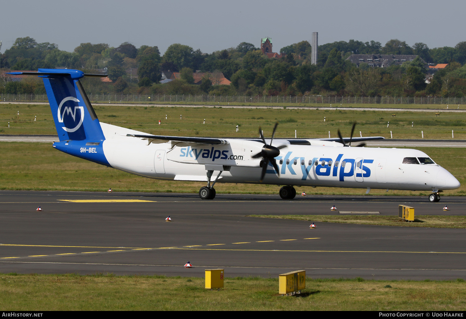 Aircraft Photo of 9H-BEL | Bombardier DHC-8-402 Dash 8 | SkyAlps | AirHistory.net #495744