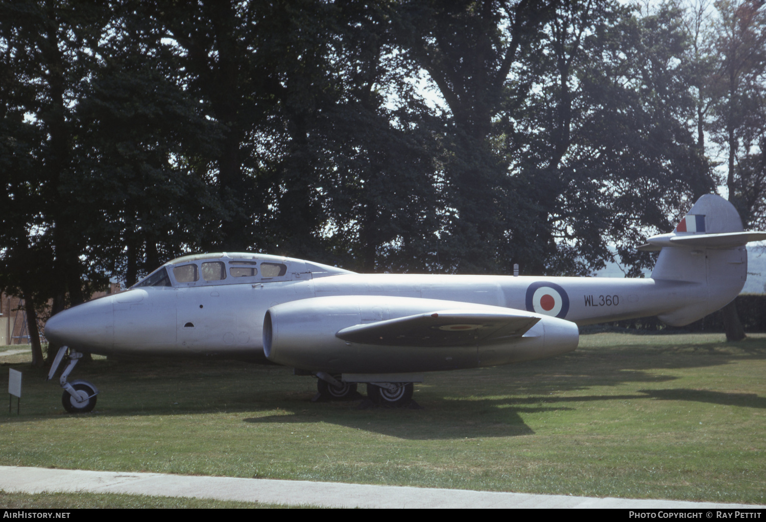 Aircraft Photo of WL360 | Gloster Meteor T7 | UK - Air Force | AirHistory.net #495767