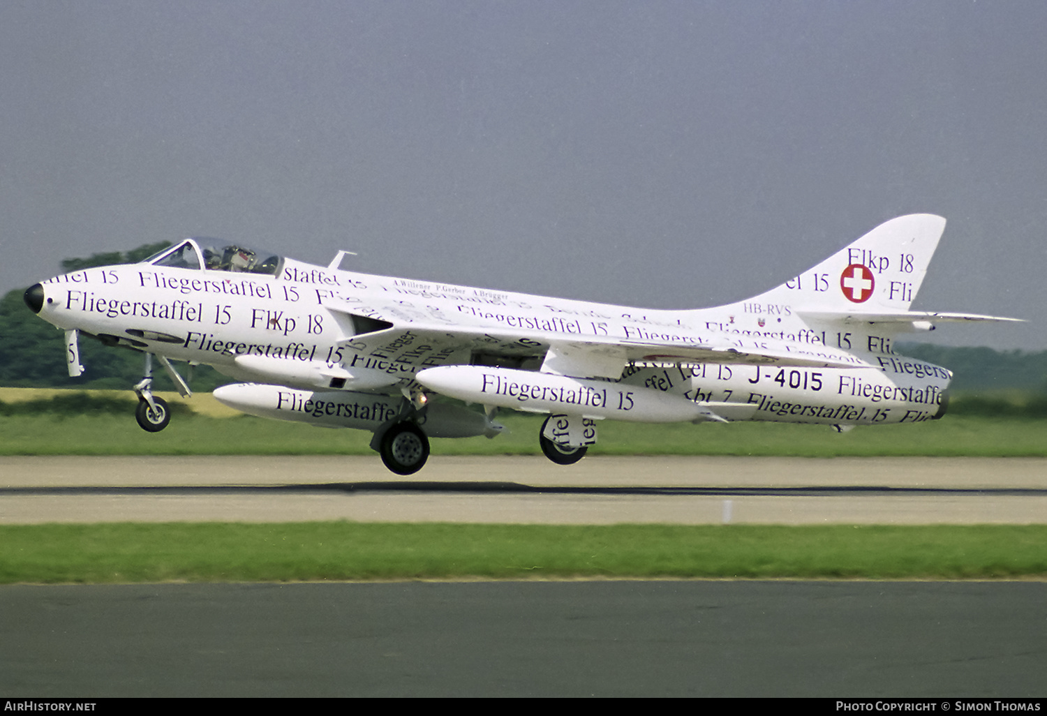 Aircraft Photo of HB-RVS / J-4015 | Hawker Hunter F58 | Switzerland - Air Force | AirHistory.net #495794