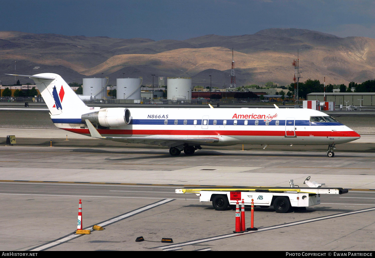 Aircraft Photo of N866AS | Bombardier CRJ-200ER (CL-600-2B19) | American Eagle | AirHistory.net #495871