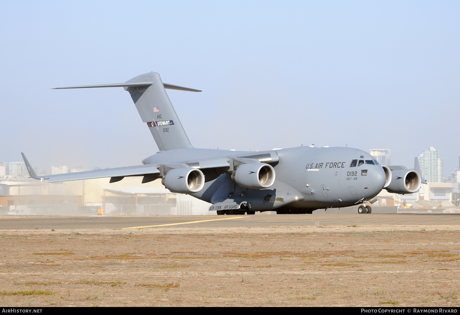Aircraft Photo of 01-0192 / 10192 | Boeing C-17A Globemaster III | USA - Air Force | AirHistory.net #495902