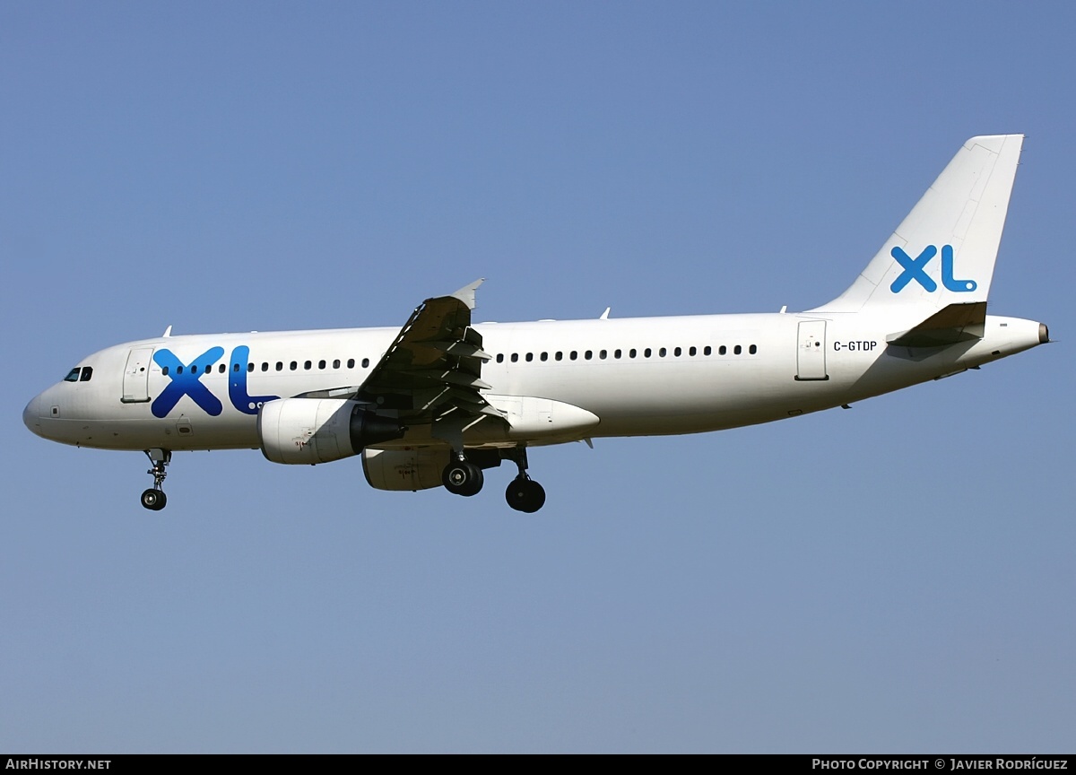 Aircraft Photo of C-GTDP | Airbus A320-214 | XL Airways | AirHistory.net #495956