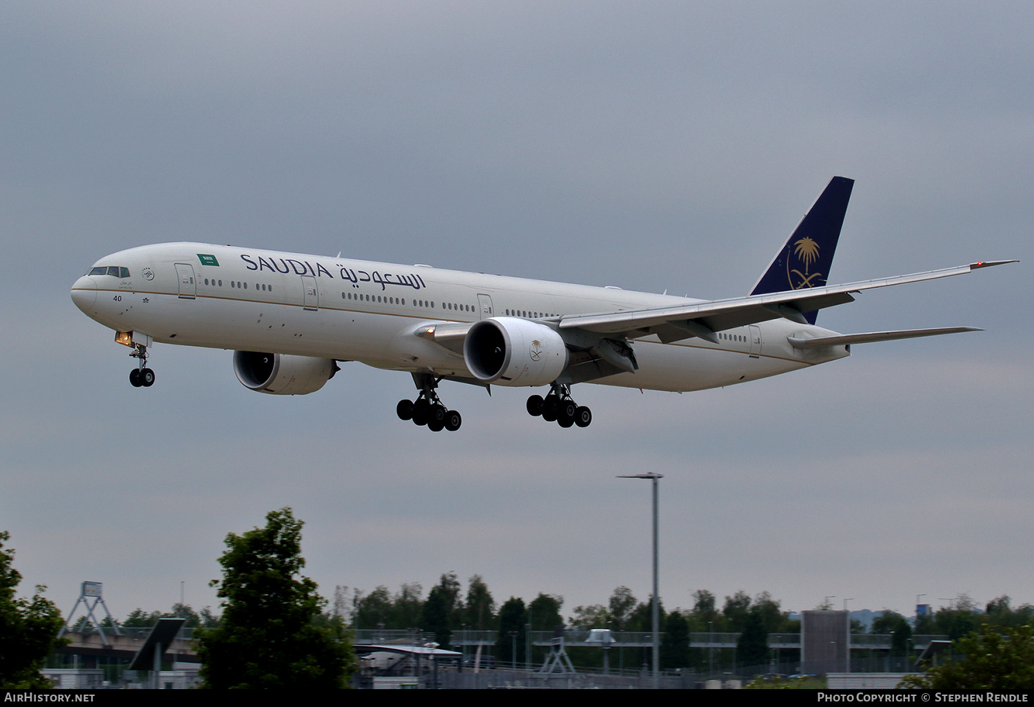 Aircraft Photo of HZ-AK40 | Boeing 777-300/ER | Saudia - Saudi Arabian Airlines | AirHistory.net #496103