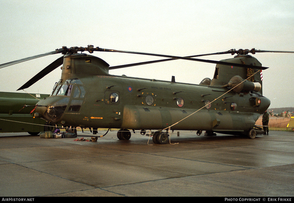 Aircraft Photo of ZA684 | Boeing Chinook HC2A (352) | UK - Air Force | AirHistory.net #496130