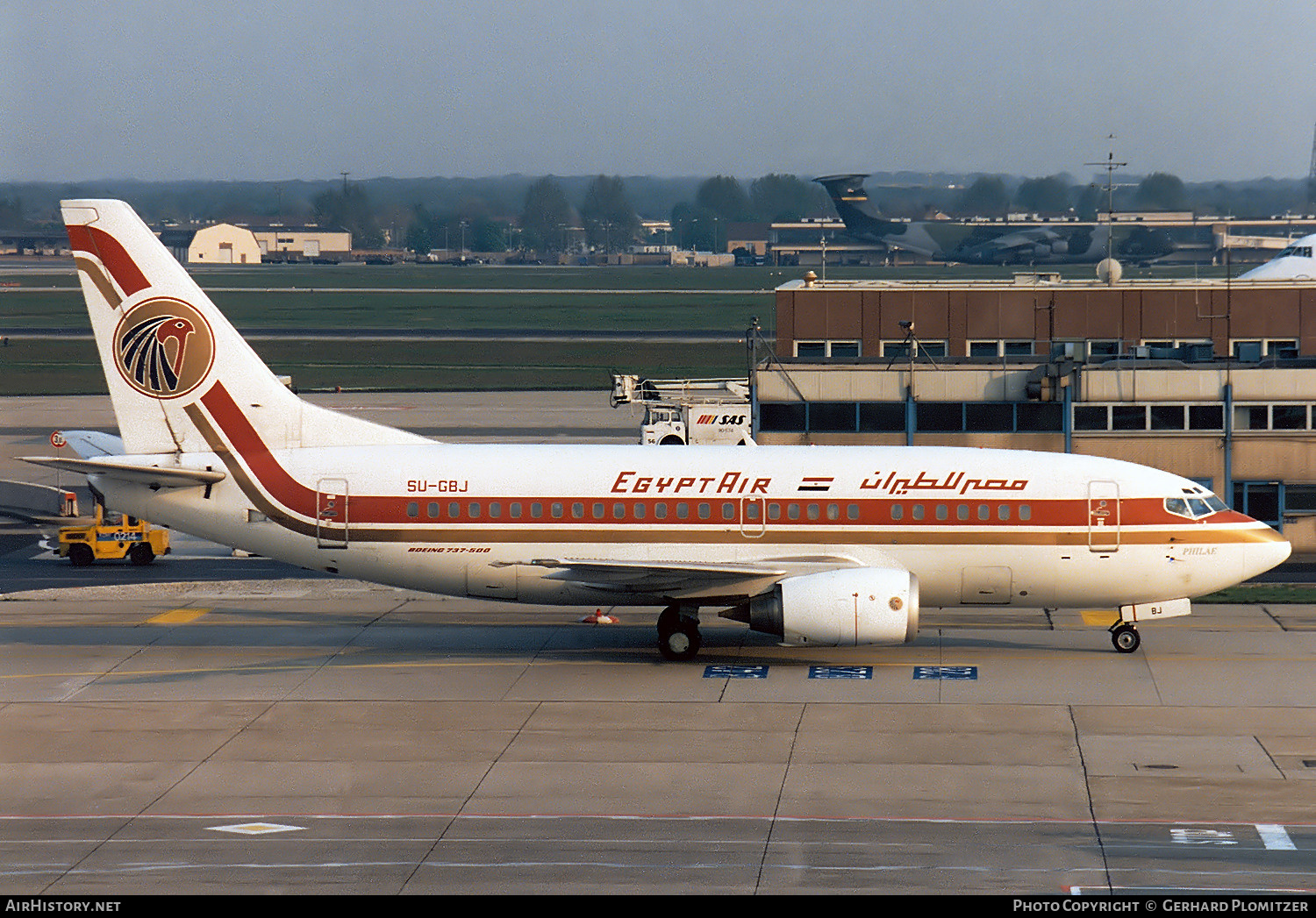 Aircraft Photo of SU-GBJ | Boeing 737-566 | EgyptAir | AirHistory.net #496140