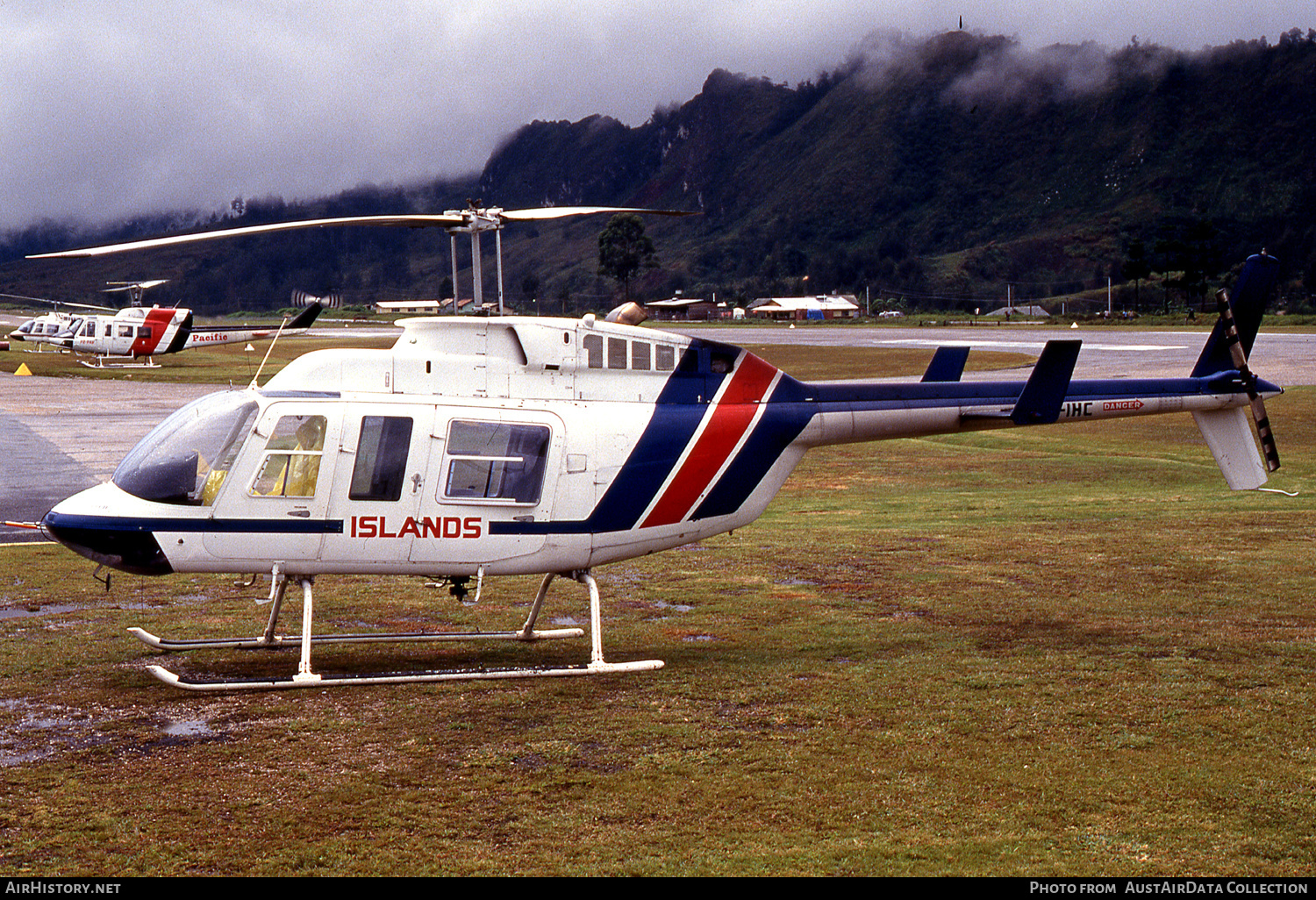 Aircraft Photo of P2-IHC | Bell 206L-3 LongRanger III | Islands Aviation | AirHistory.net #496173