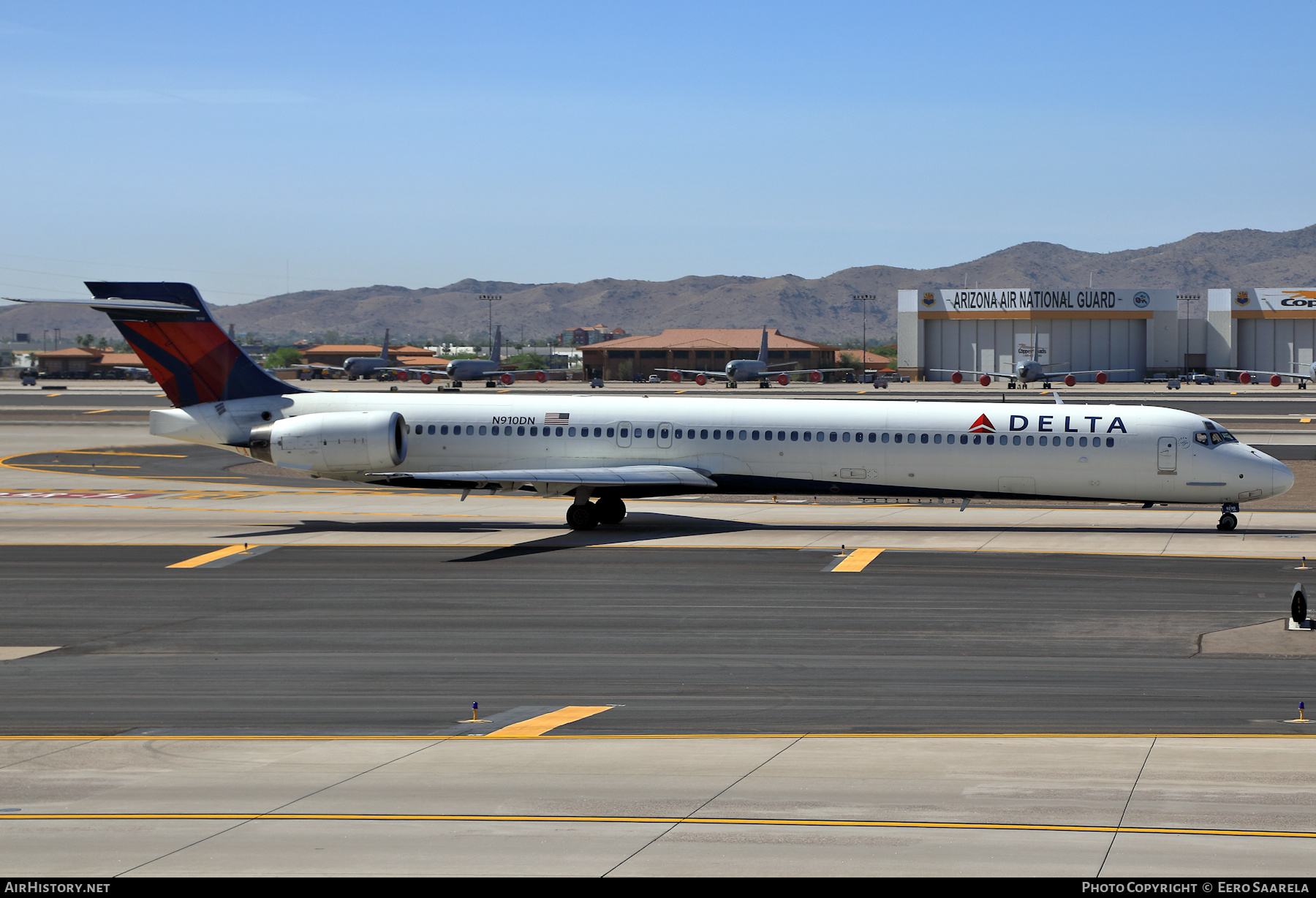 Aircraft Photo of N910DN | McDonnell Douglas MD-90-30 | Delta Air Lines | AirHistory.net #496190