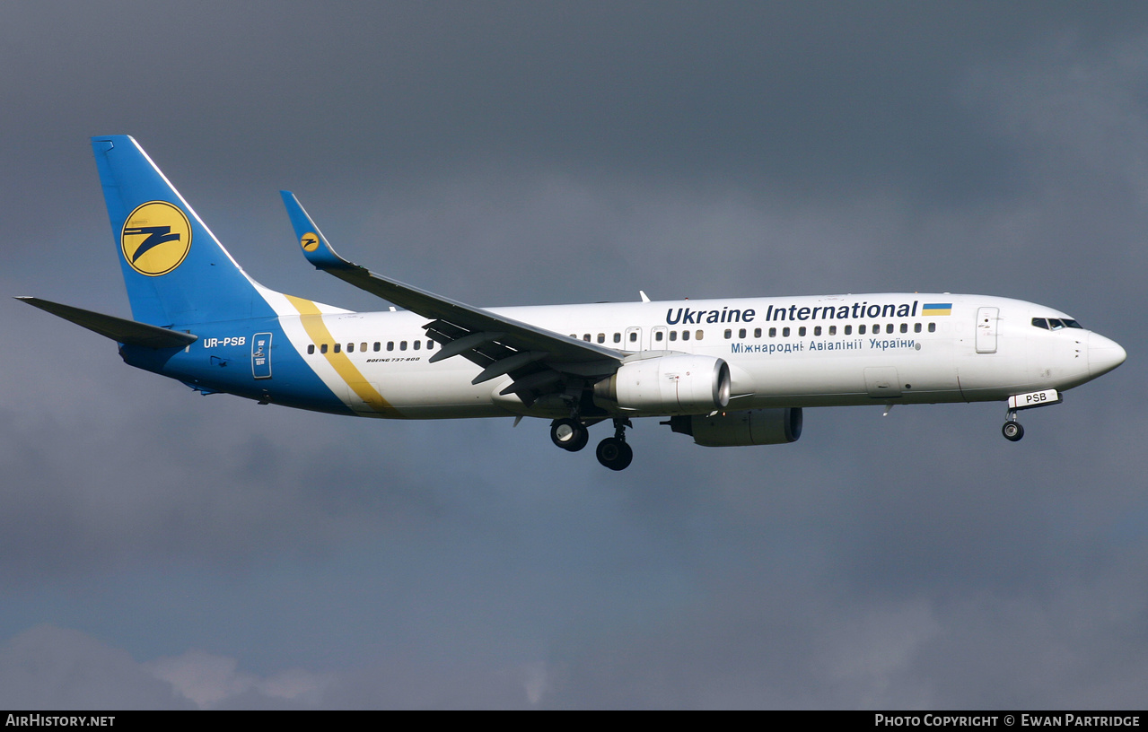 Aircraft Photo of UR-PSB | Boeing 737-8HX | Ukraine International Airlines | AirHistory.net #496231