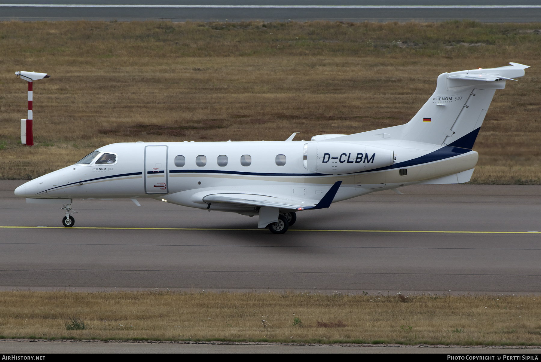 Aircraft Photo of D-CLBM | Embraer EMB-505 Phenom 300 | AirHistory.net #496259