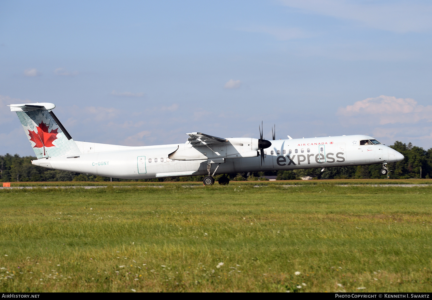 Aircraft Photo of C-GGNY | Bombardier DHC-8-402 Dash 8 | Air Canada Express | AirHistory.net #496287