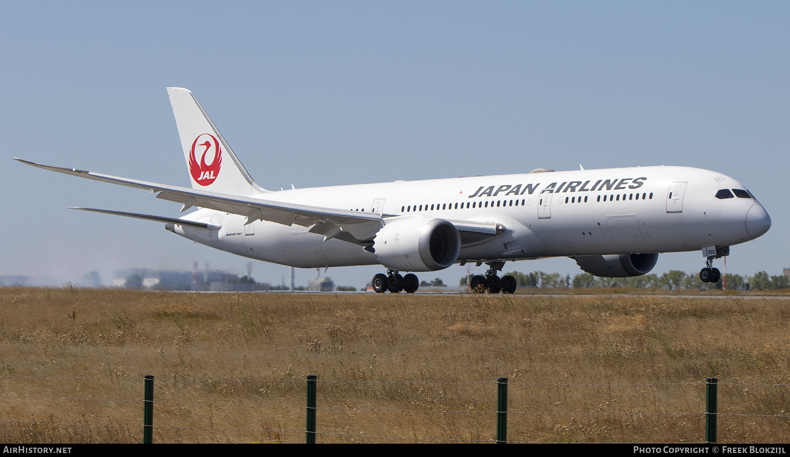 Aircraft Photo of JA866J | Boeing 787-9 Dreamliner | Japan Airlines - JAL | AirHistory.net #496331