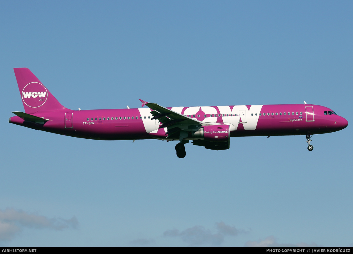Aircraft Photo of TF-SON | Airbus A321-211 | WOW Air | AirHistory.net #496353