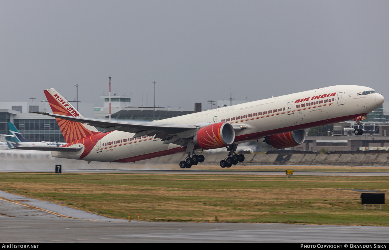 Aircraft Photo of VT-ALM | Boeing 777-337/ER | Air India | AirHistory.net #496358