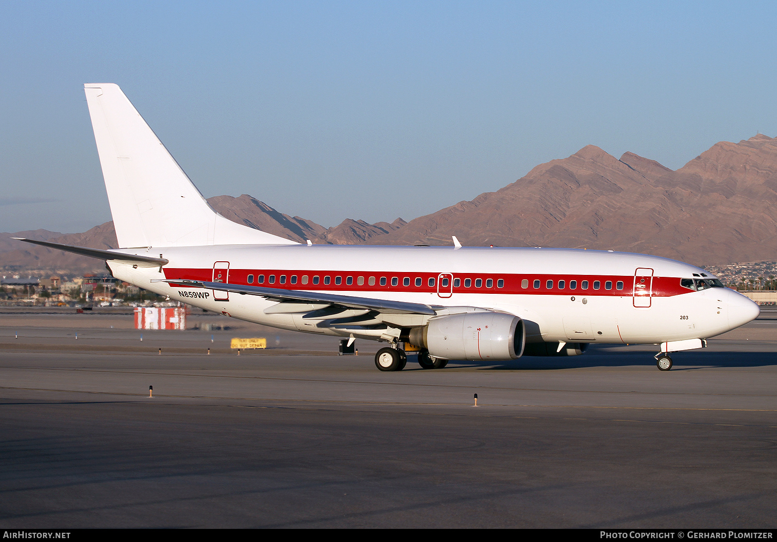 Aircraft Photo of N859WP | Boeing 737-66N | AirHistory.net #496397