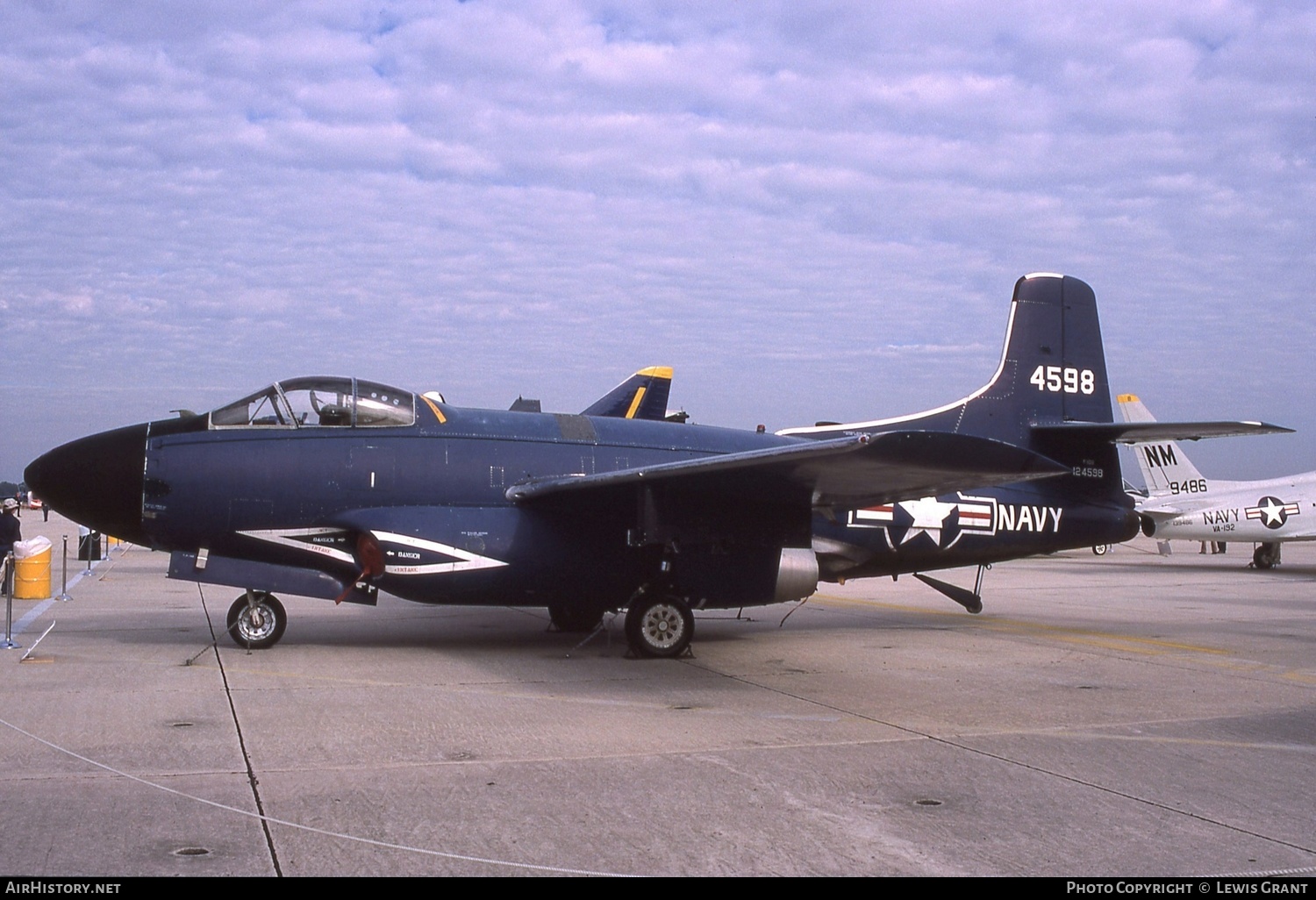 Aircraft Photo of 124598 | Douglas F-10B Skyknight (F3D-2) | USA - Navy | AirHistory.net #496416