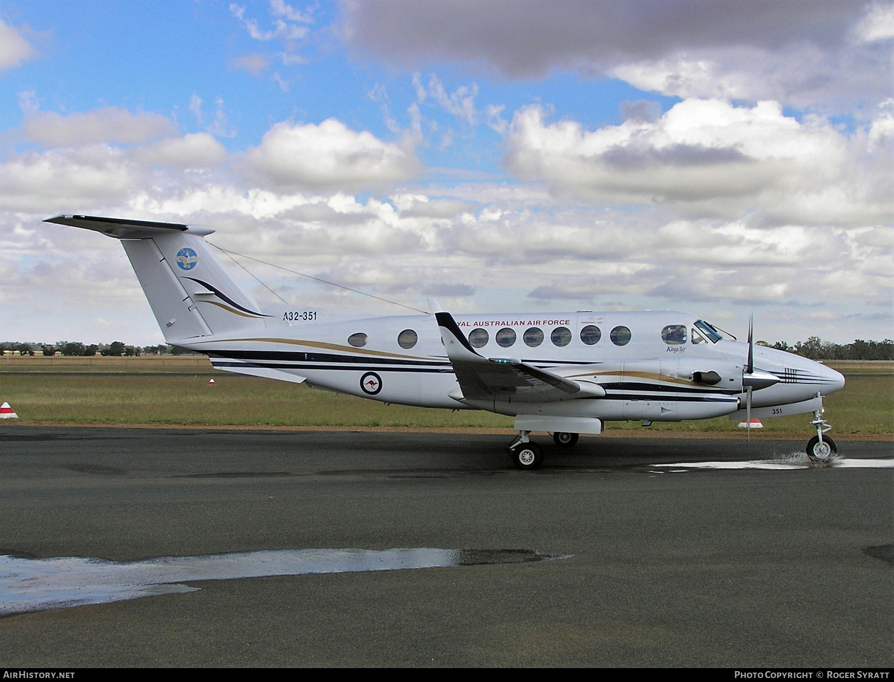 Aircraft Photo of A32-351 | Raytheon 350 King Air (B300) | Australia - Air Force | AirHistory.net #496481