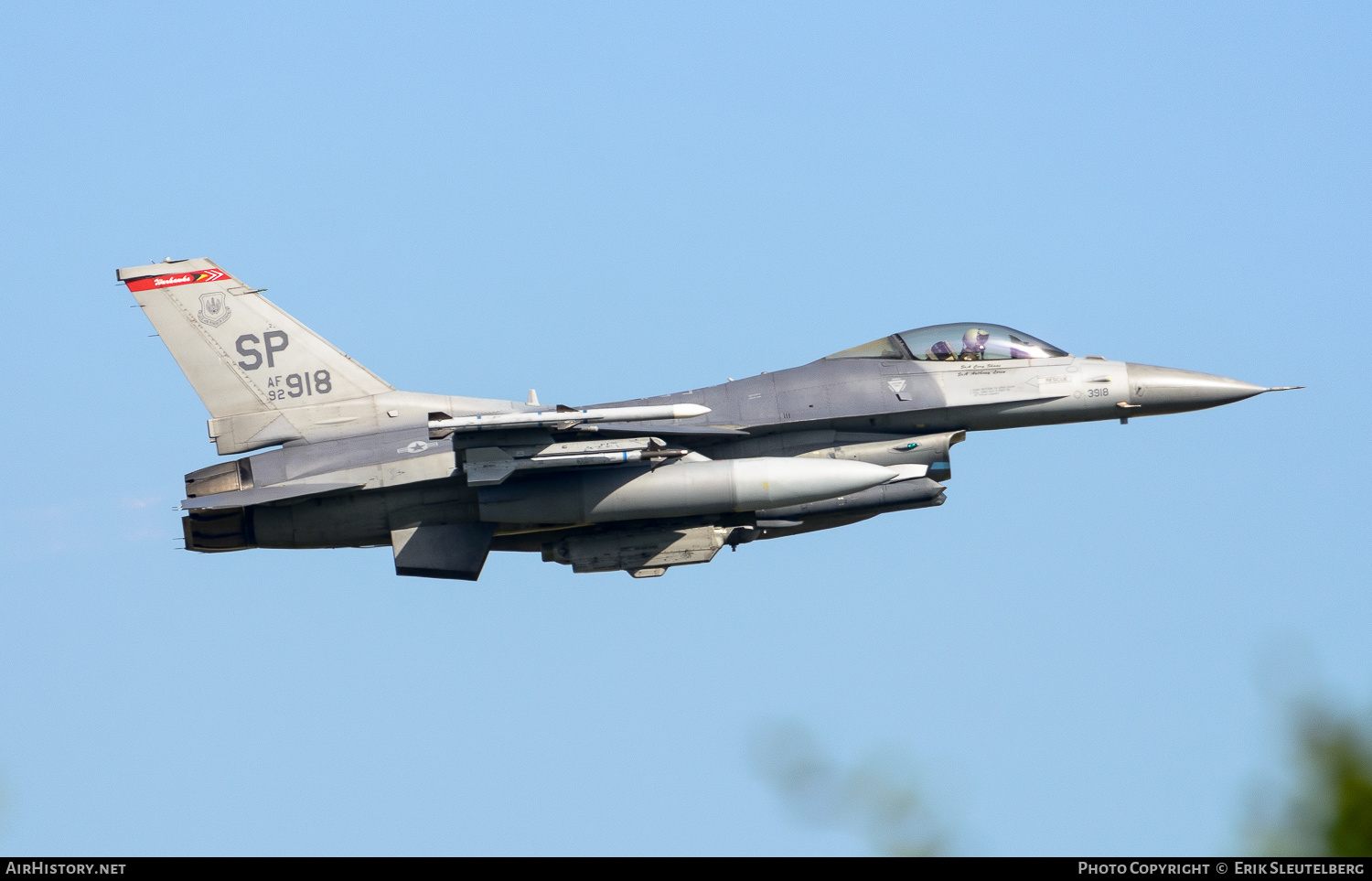 Aircraft Photo of 92-3918 / AF92-918 | Lockheed F-16CM Fighting Falcon | USA - Air Force | AirHistory.net #496494