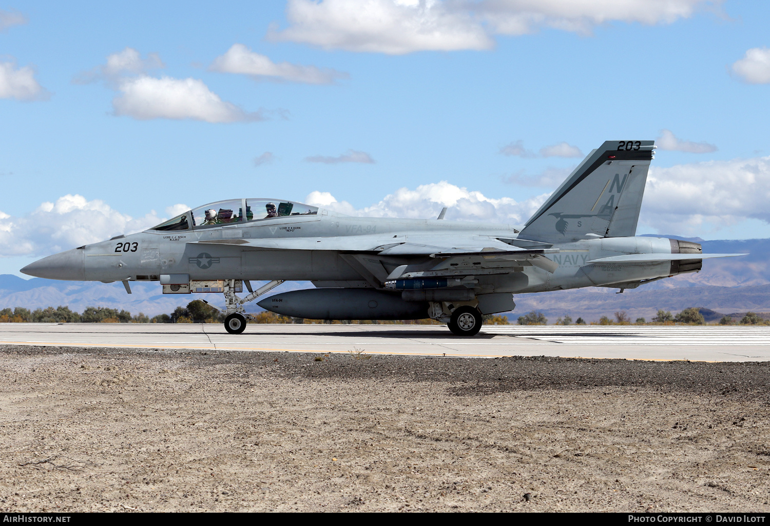 Aircraft Photo of 166982 | Boeing F/A-18F Super Hornet | USA - Navy | AirHistory.net #496545