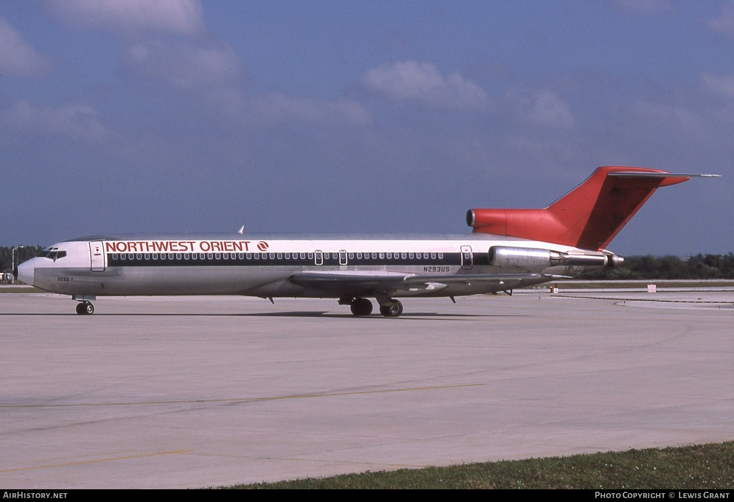 Aircraft Photo of N293US | Boeing 727-251/Adv | Northwest Orient Airlines | AirHistory.net #496587