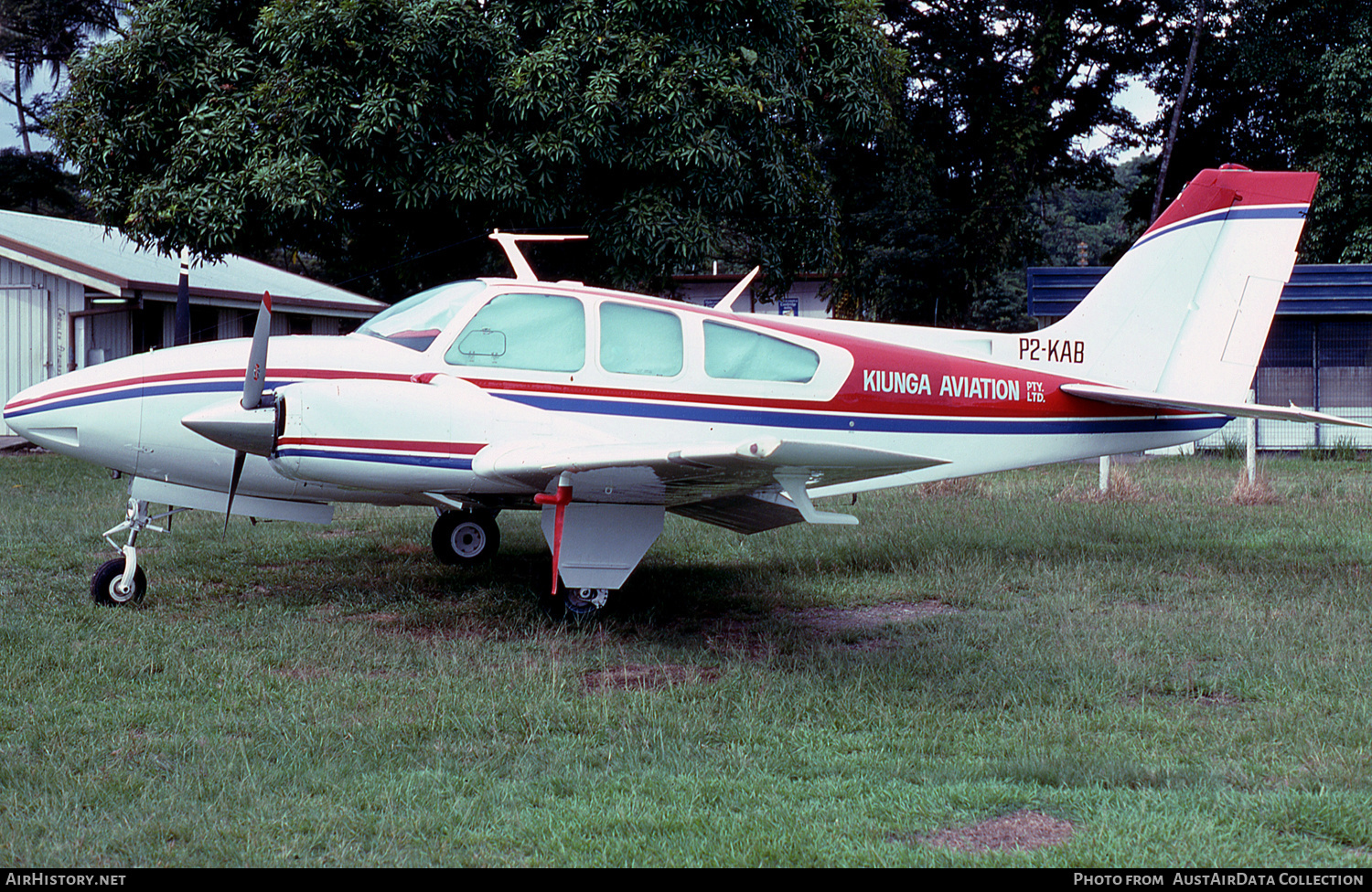 Aircraft Photo of P2-KAB | Beech E55 Baron | Kiunga Aviation | AirHistory.net #496677