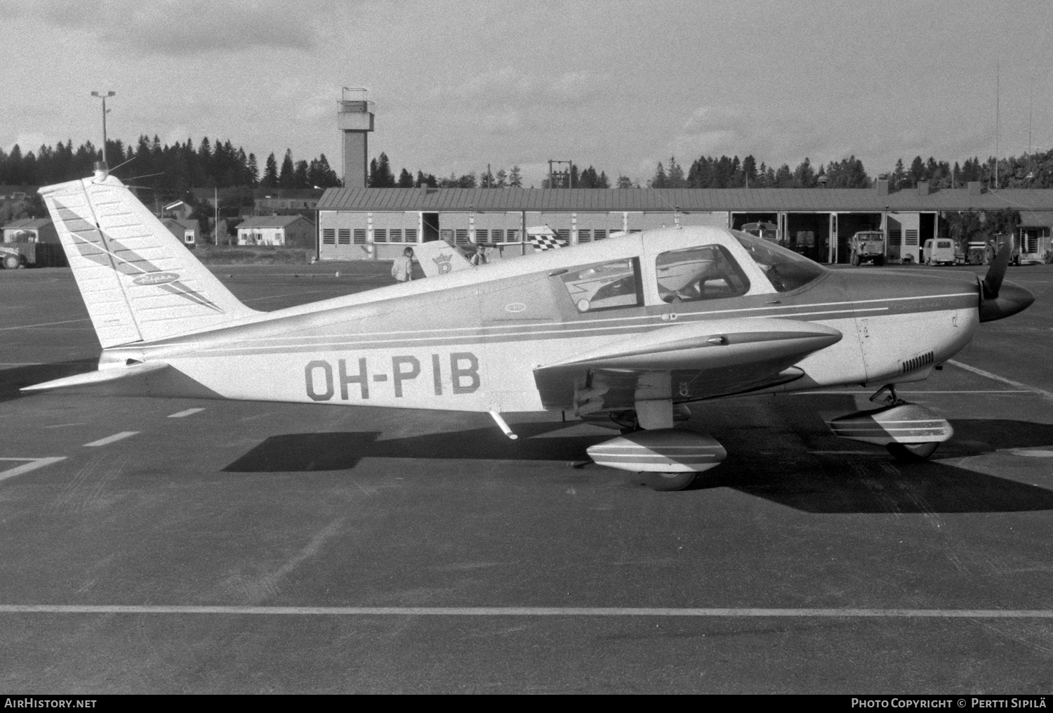 Aircraft Photo of OH-PIB | Piper PA-28-180 Cherokee C | AirHistory.net #496884