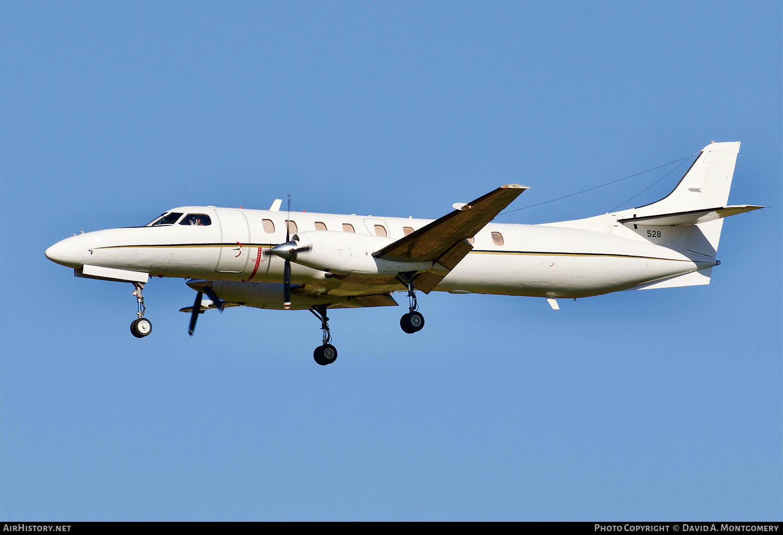 Aircraft Photo of 900528 / 528 | Fairchild C-26D Metro 23 | USA - Navy | AirHistory.net #496942