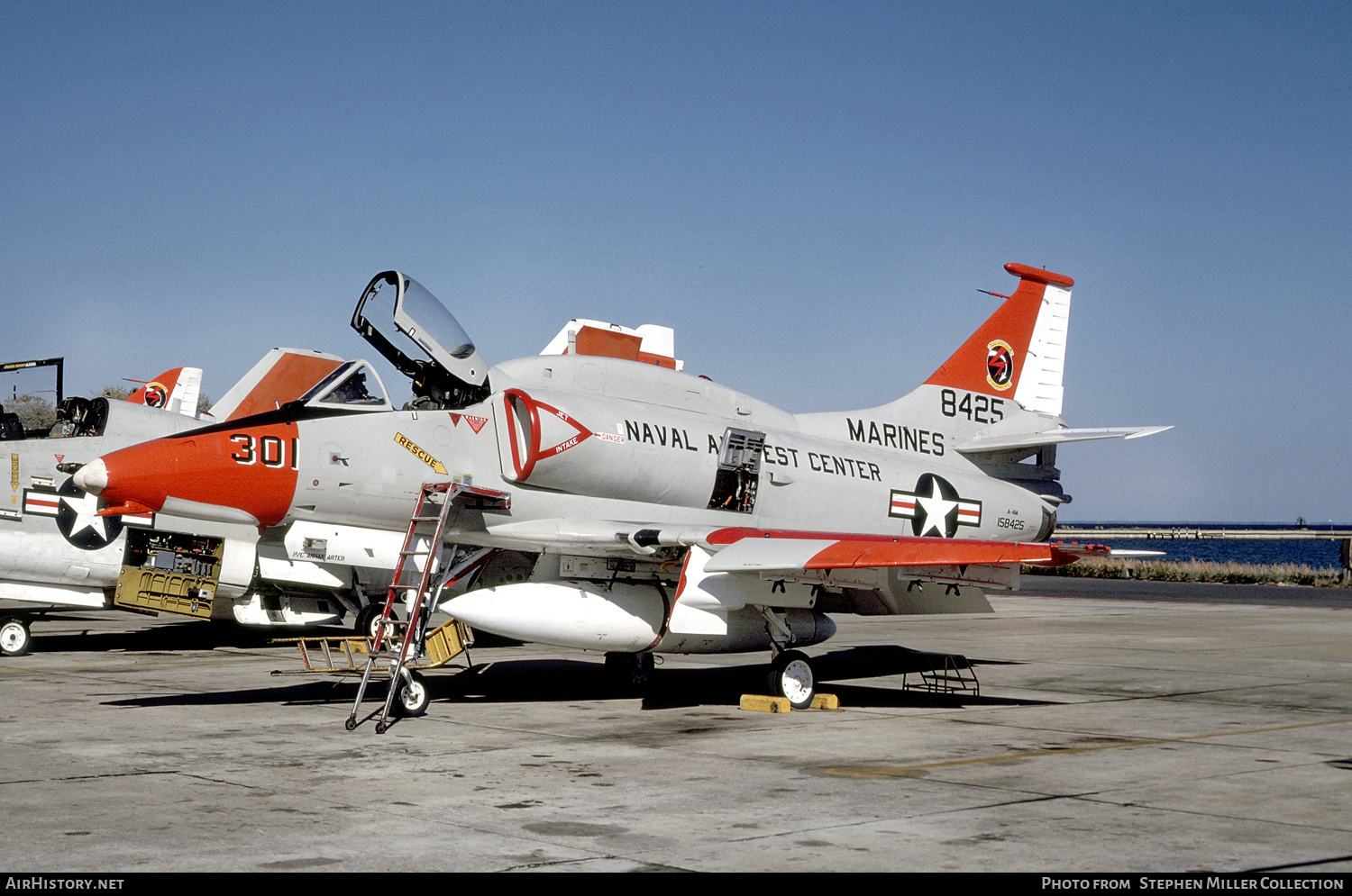 Aircraft Photo of 158425 / 8425 | McDonnell Douglas A-4M Skyhawk II | USA - Marines | AirHistory.net #496991