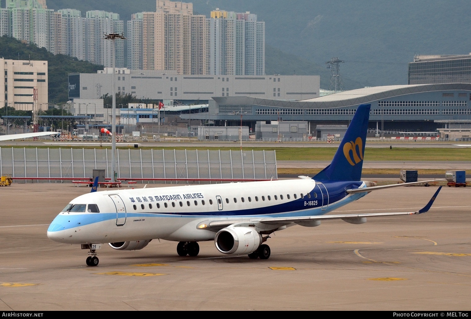 Aircraft Photo of B-16825 | Embraer 190AR (ERJ-190-100IGW) | Mandarin Airlines | AirHistory.net #497047