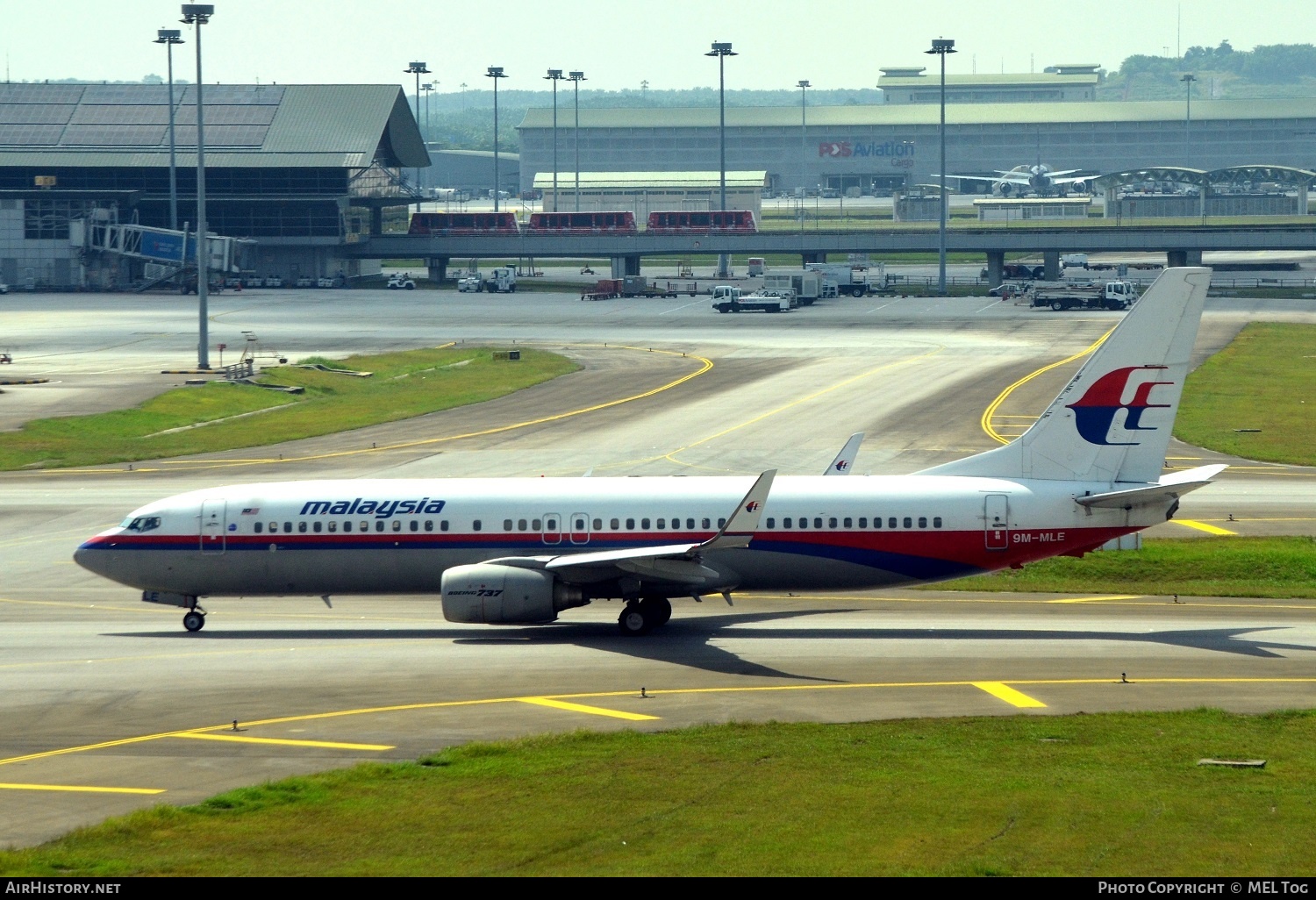 Aircraft Photo of 9M-MLE | Boeing 737-8FH | Malaysia Airlines | AirHistory.net #497052