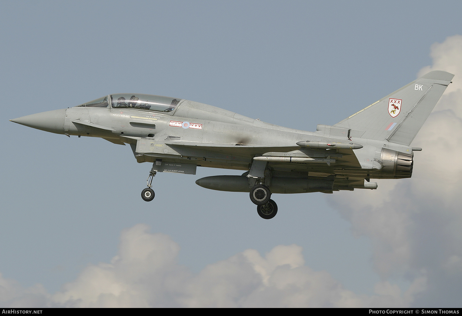 Aircraft Photo of ZJ812 | Eurofighter EF-2000 Typhoon T1 | UK - Air Force | AirHistory.net #497058