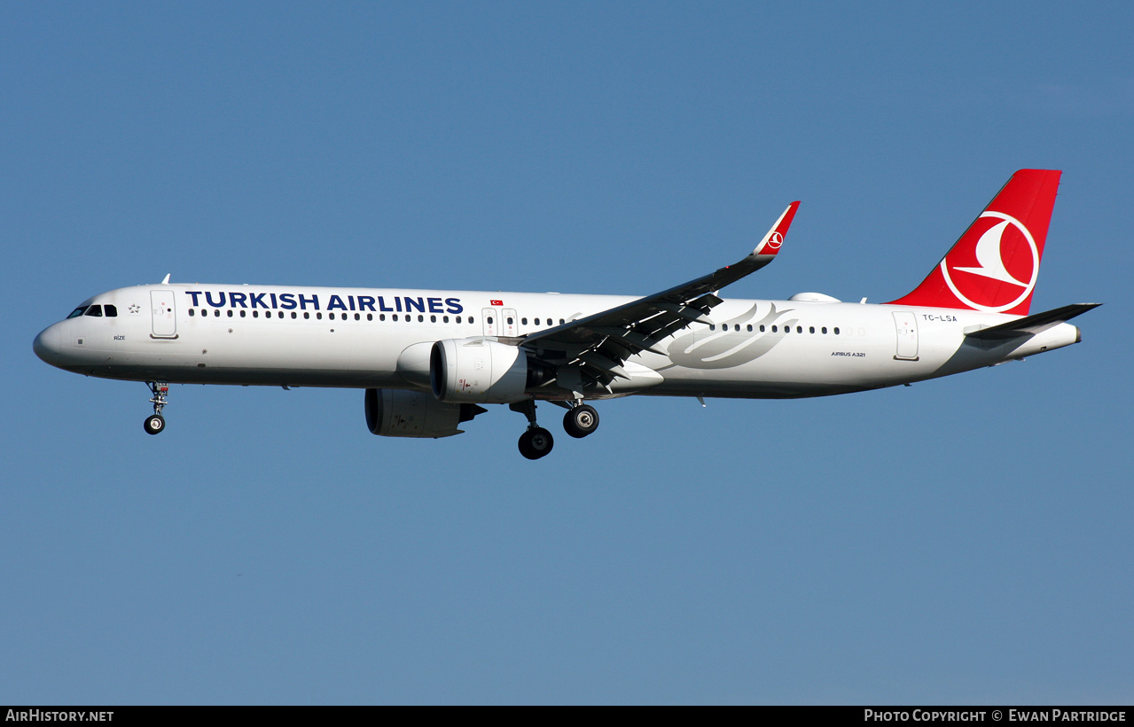 Aircraft Photo of TC-LSA | Airbus A321-271NX | Turkish Airlines | AirHistory.net #497063