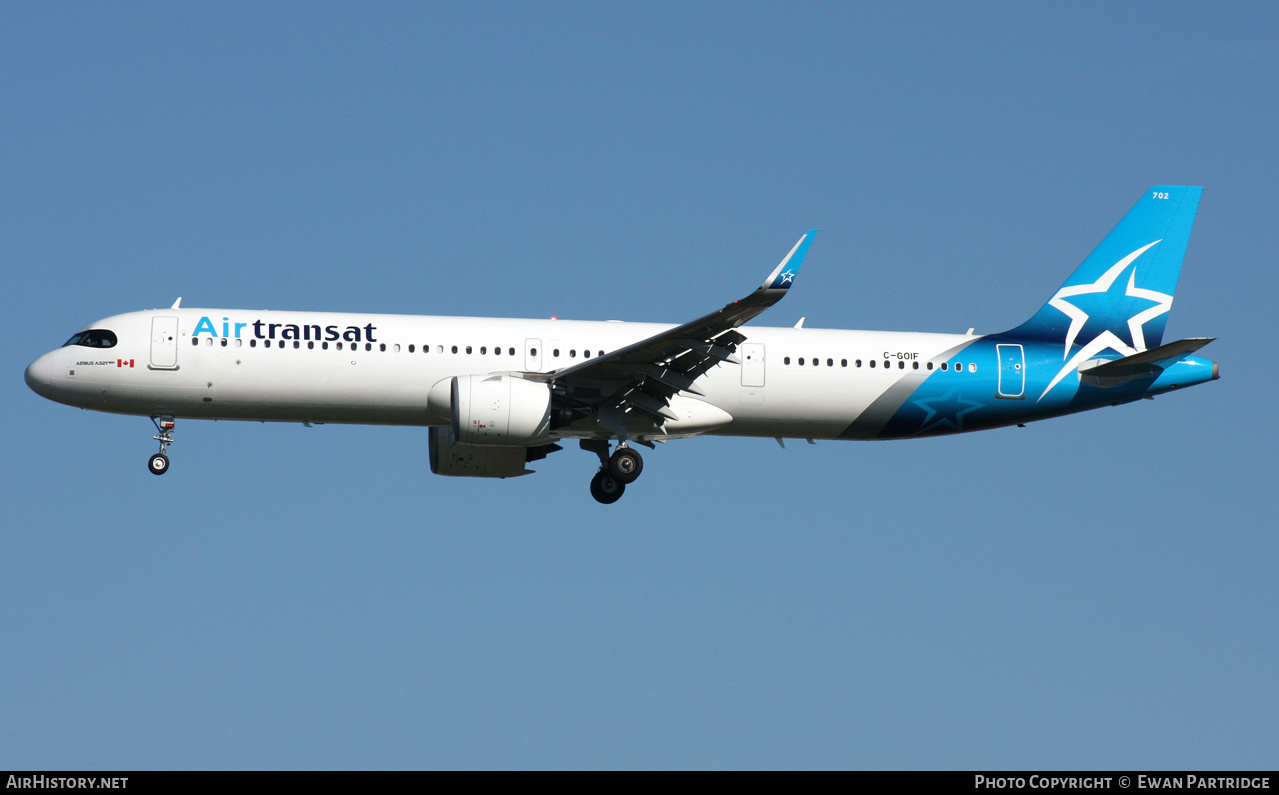 Aircraft Photo of C-GOIF | Airbus A321-271NX | Air Transat | AirHistory.net #497096