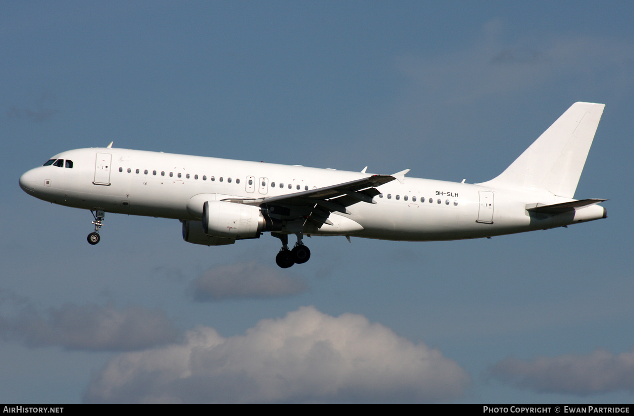 Aircraft Photo of 9H-SLH | Airbus A320-214 | AirHistory.net #497136