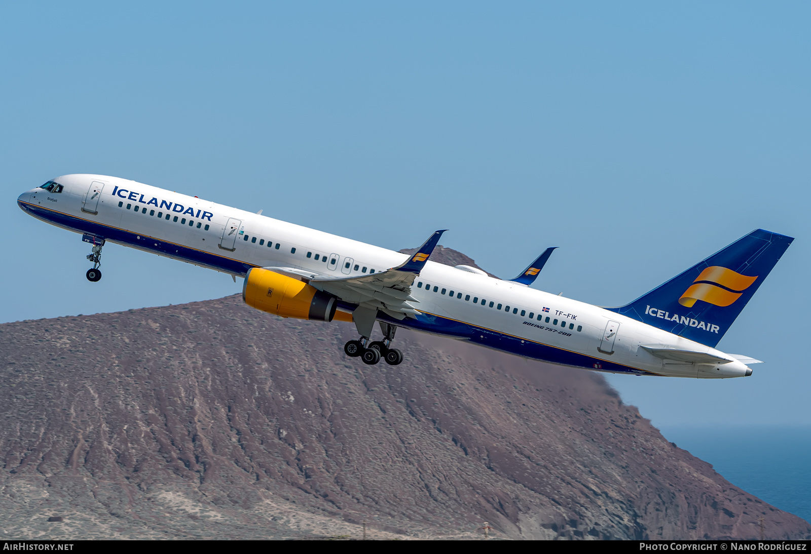 Aircraft Photo of TF-FIK | Boeing 757-256 | Icelandair | AirHistory.net #497248