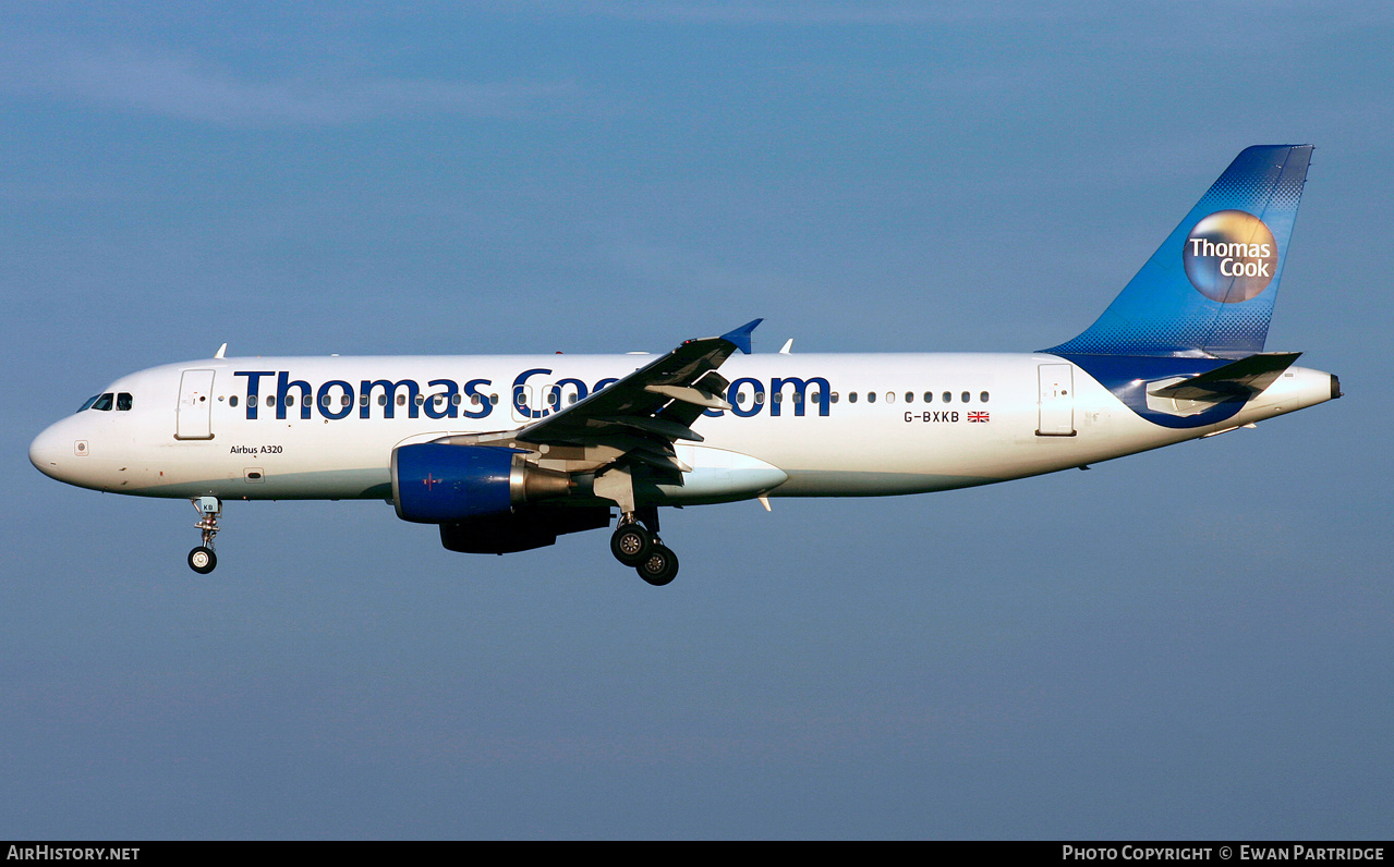 Aircraft Photo of G-BXKD | Airbus A320-214 | Thomas Cook Airlines | AirHistory.net #497257