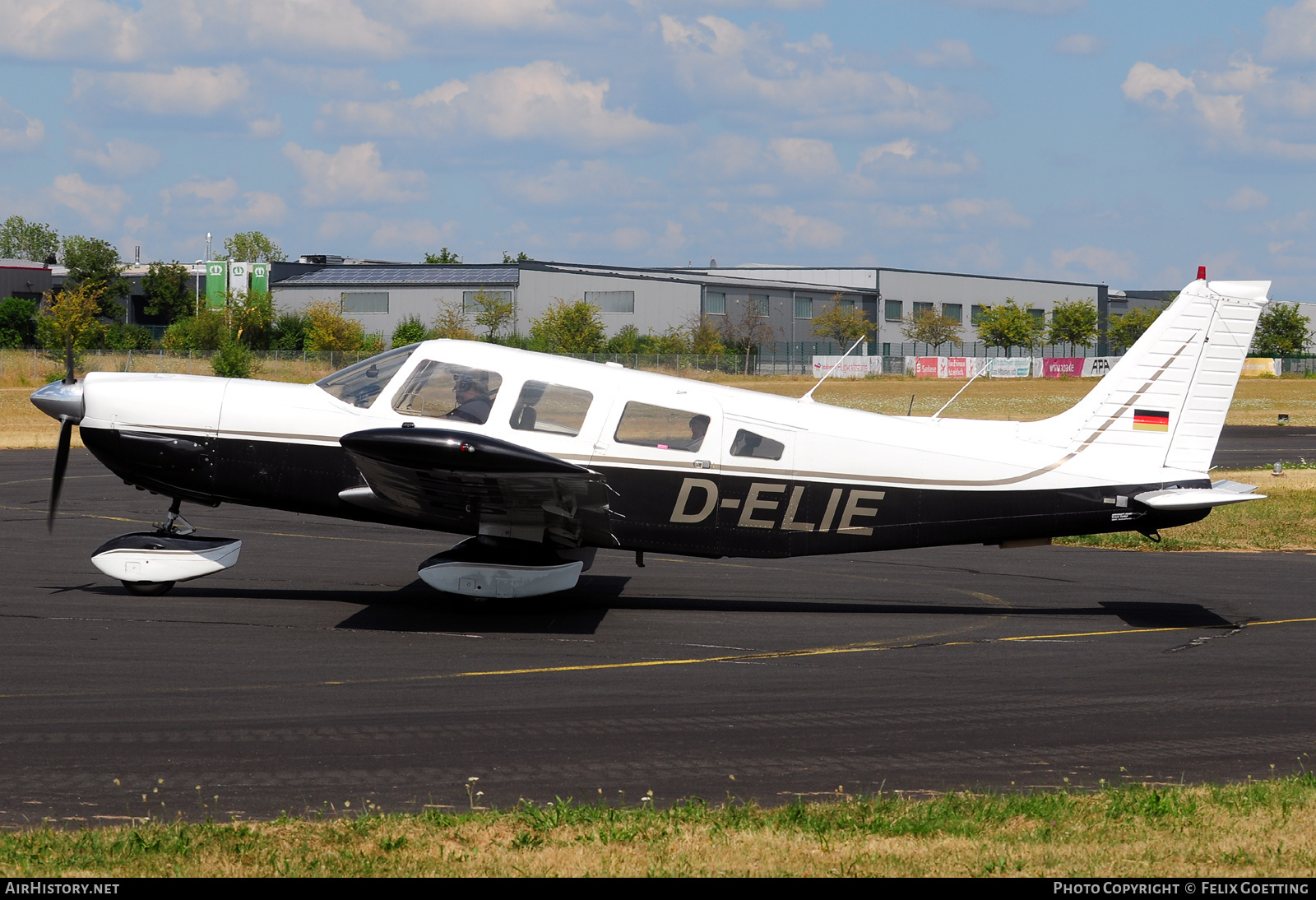 Aircraft Photo of D-ELIE | Piper PA-32-300 Cherokee Six | AirHistory.net #497259