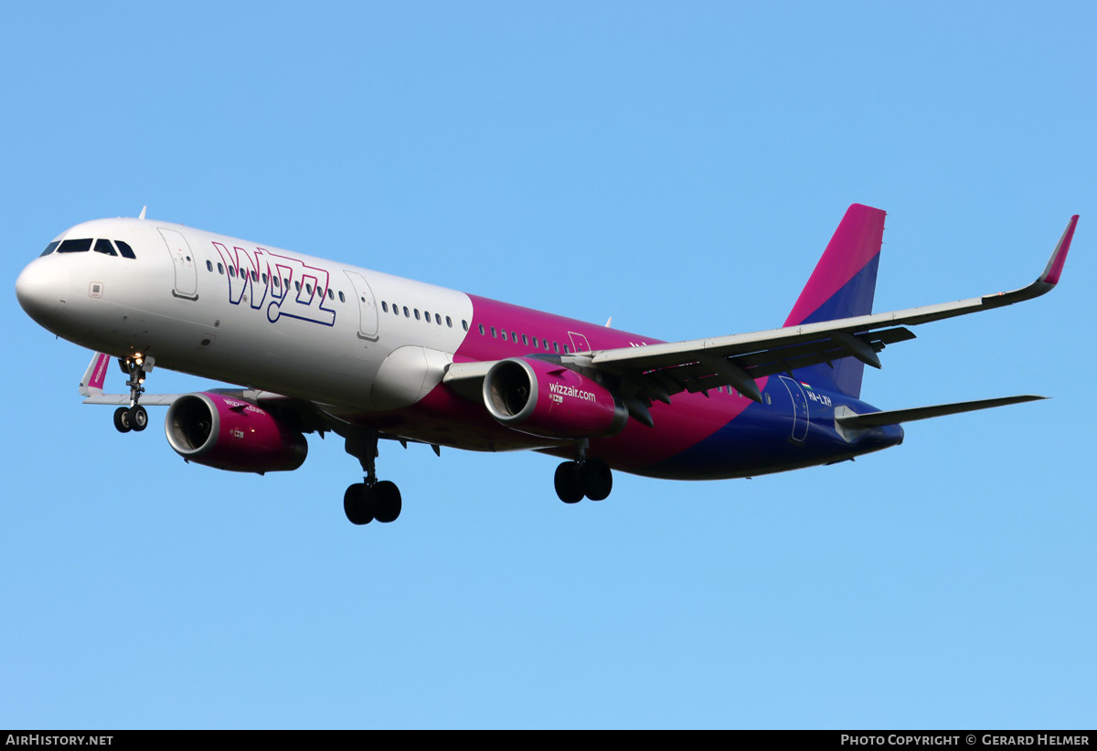 Aircraft Photo of HA-LXH | Airbus A321-231 | Wizz Air | AirHistory.net #497370