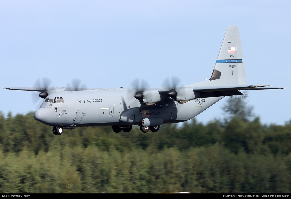 Aircraft Photo of 17-5900 / 75900 | Lockheed Martin C-130J-30 Hercules | USA - Air Force | AirHistory.net #497381